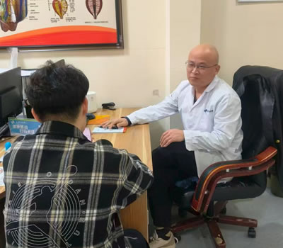 眉山市|男科医师高朋磊：守护男性健康，专业男科诊疗
